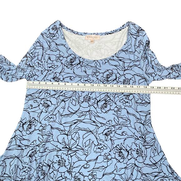 Philosophy NWT Light Blue Black Floral Asymmetric Tunic Knit Top SZ L - Picture 7 of 10